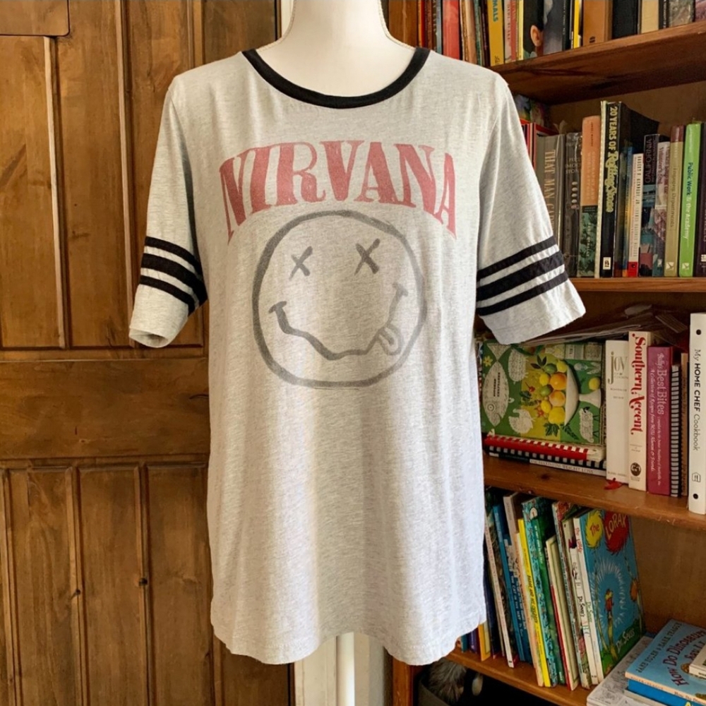 Nirvana Grey Graphic Tee, Size XL, GUC